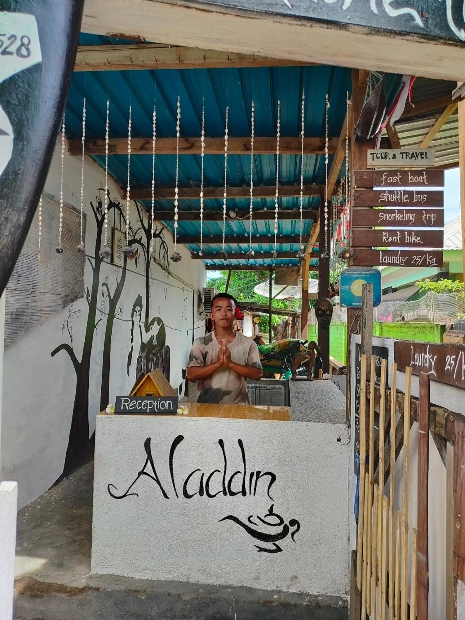 Aladdin Homestay กิลิไอร์ ภายนอก รูปภาพ